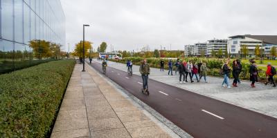 Pedestrian route in a city