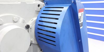 Machinery safety article, HSE